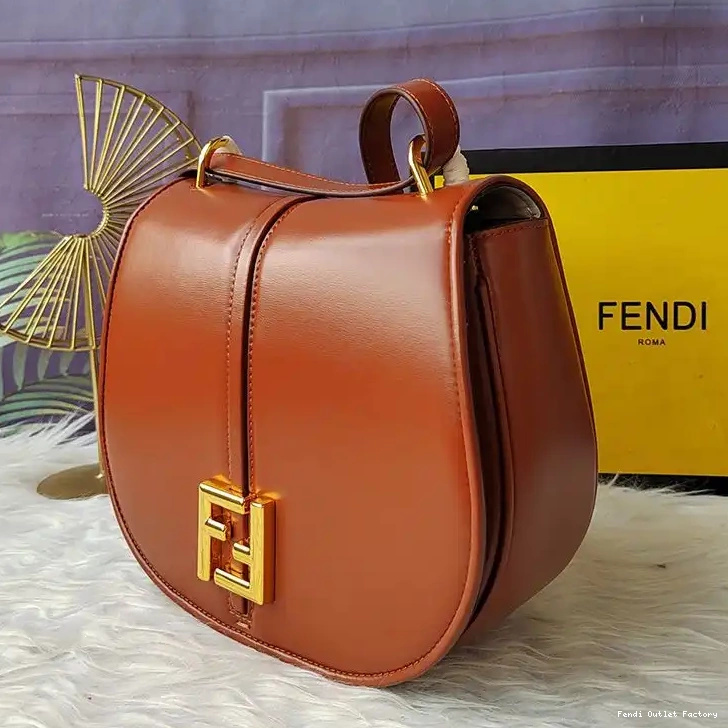 Vintage HOT In Medium Fendi Brown Calf C'mon Leather Bag 0614